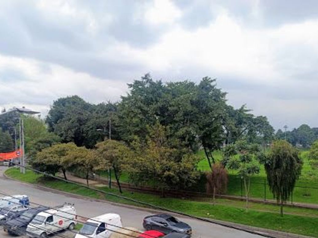 Apartamento de 2 alcobas en arriendo en El Refugio, Bogotá, 65 m² · foto 18 de 18