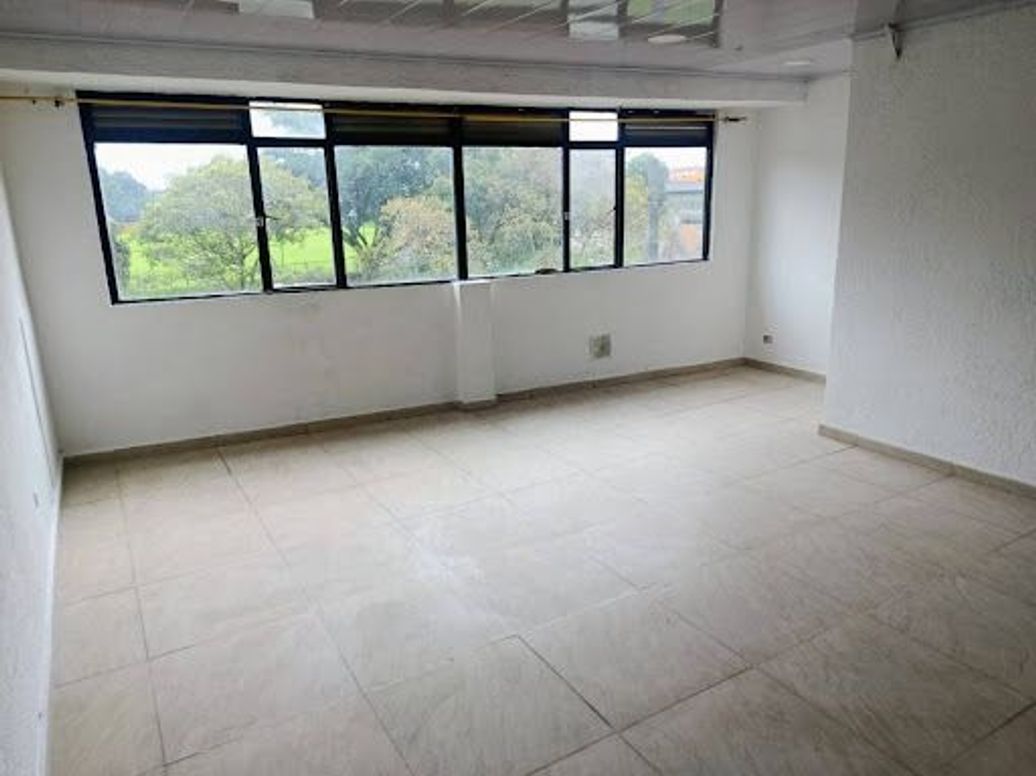 Apartamento de 2 alcobas en arriendo en El Refugio, Bogotá, 65 m² · foto 3 de 18