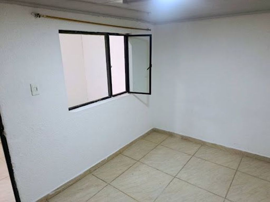 Apartamento de 2 alcobas en arriendo en El Refugio, Bogotá, 65 m² · foto 7 de 18