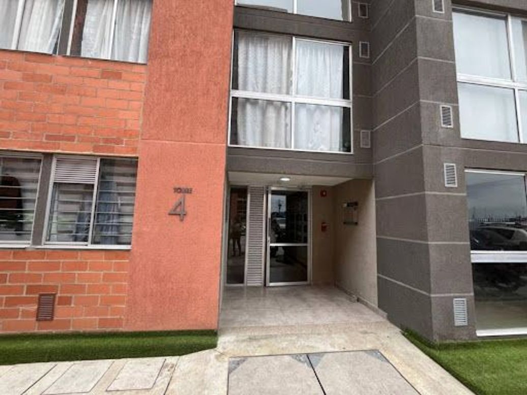 Apartamento de 2 alcobas en arriendo en Las Brisas, Bogotá, 44 m² · foto 2 de 19
