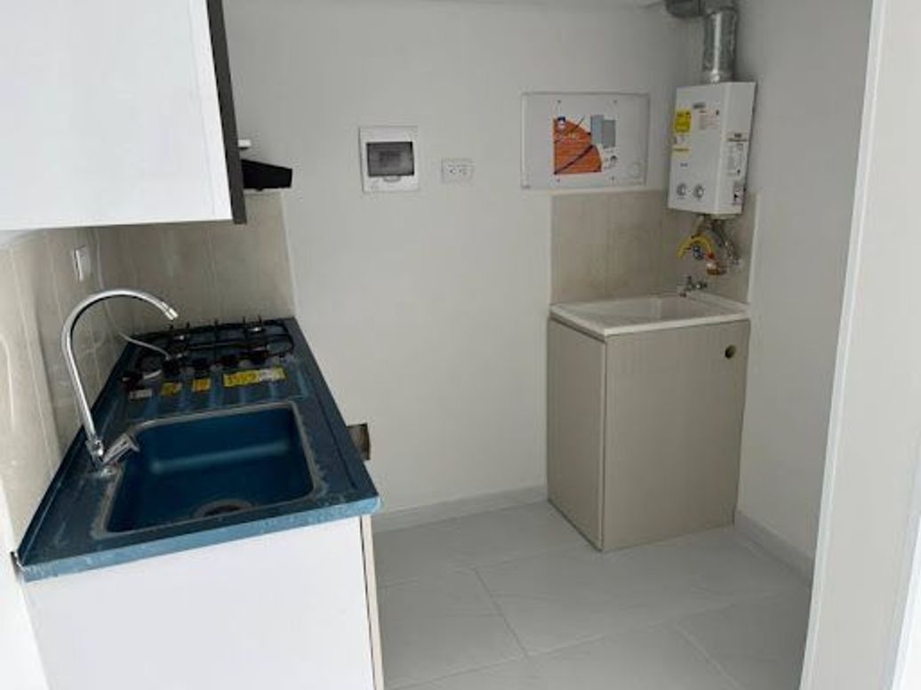 Apartamento de 2 alcobas en arriendo en Las Brisas, Bogotá, 44 m² · foto 9 de 19