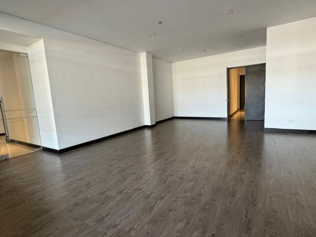 Apartamento de 1 alcoba en arriendo en Caobos Salazar, Bogotá, 68 m² · foto 2 de 20