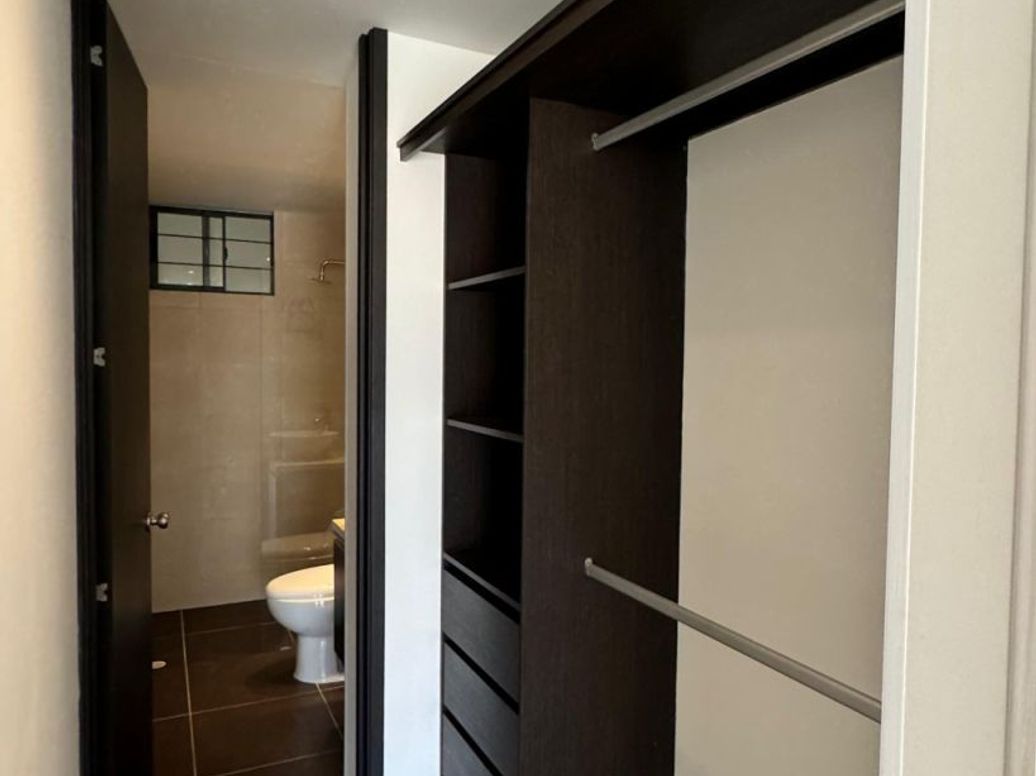 Apartamento de 1 alcoba en arriendo en Caobos Salazar, Bogotá, 68 m² · foto 13 de 20