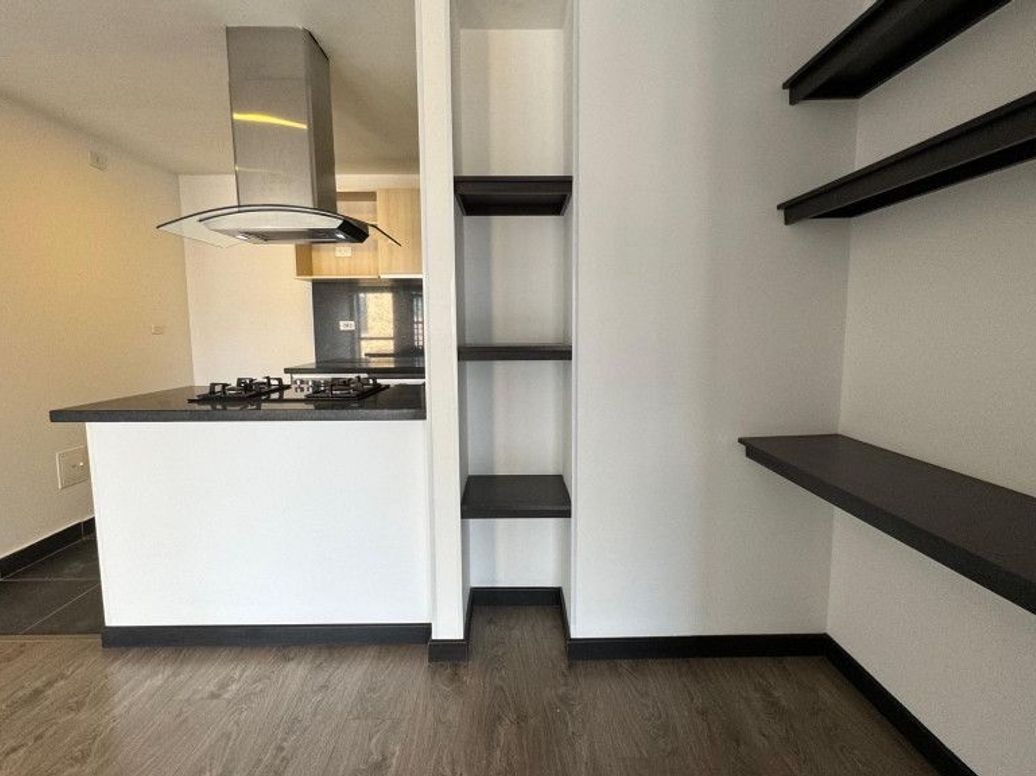 Apartamento de 1 alcoba en arriendo en Caobos Salazar, Bogotá, 68 m² · foto 5 de 20