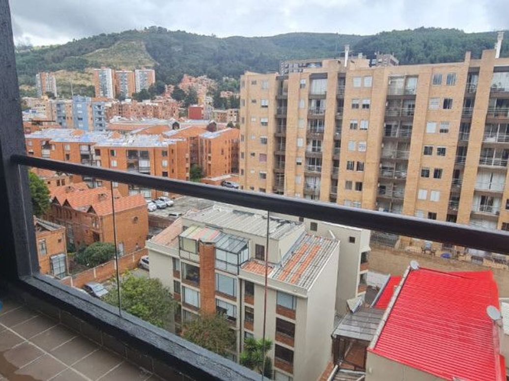 Apartamento de 2 alcobas en arriendo en Los Cedros Oriental, Bogotá, 90 m² · foto 12 de 20