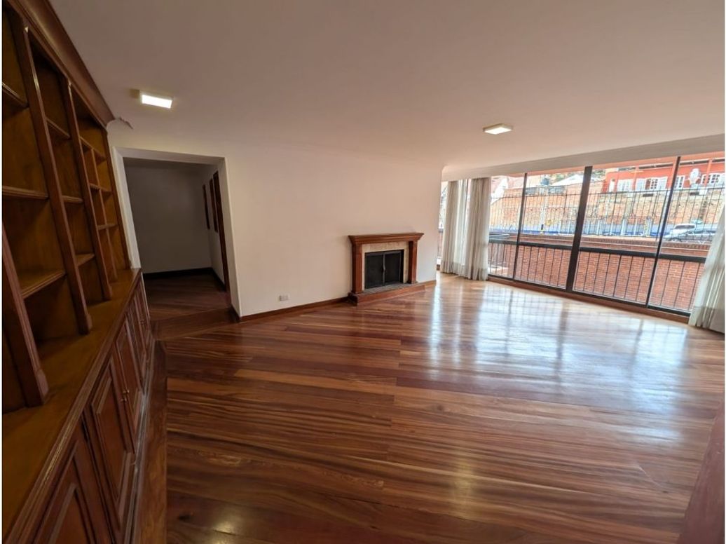 Apartamento de 3 alcobas en venta en Chapinero, Bogotá, 179 m² · foto 3 de 20