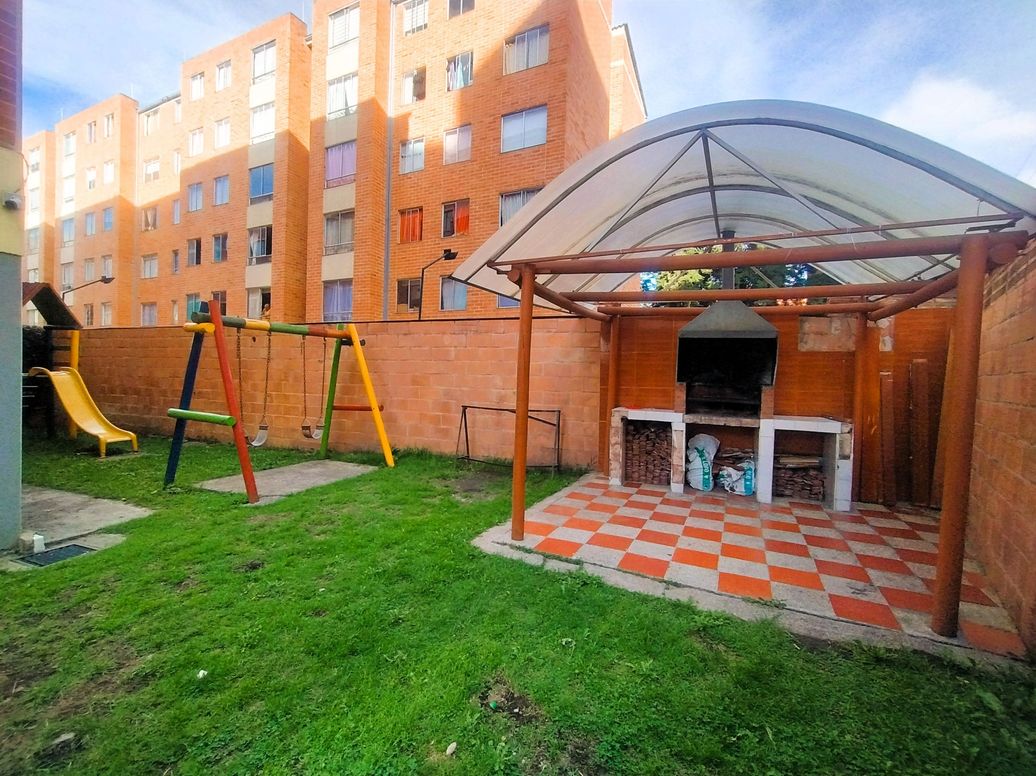 Apartamento de 3 alcobas en venta en Parque Residencia Nuevo Suba, Bogotá, 57 m² · foto 15 de 16