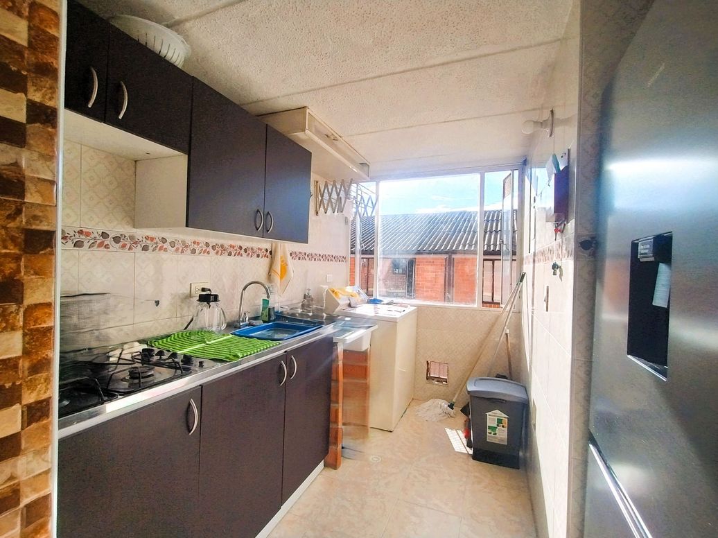 Apartamento de 3 alcobas en venta en Parque Residencia Nuevo Suba, Bogotá, 57 m² · foto 4 de 16