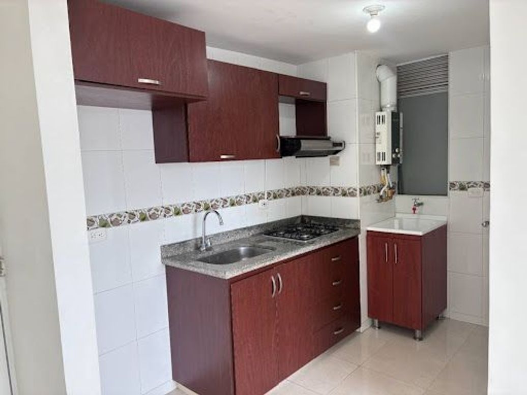 Apartamento de 2 alcobas en venta en Los Naranjos, Bogotá, 43 m² · foto 3 de 20