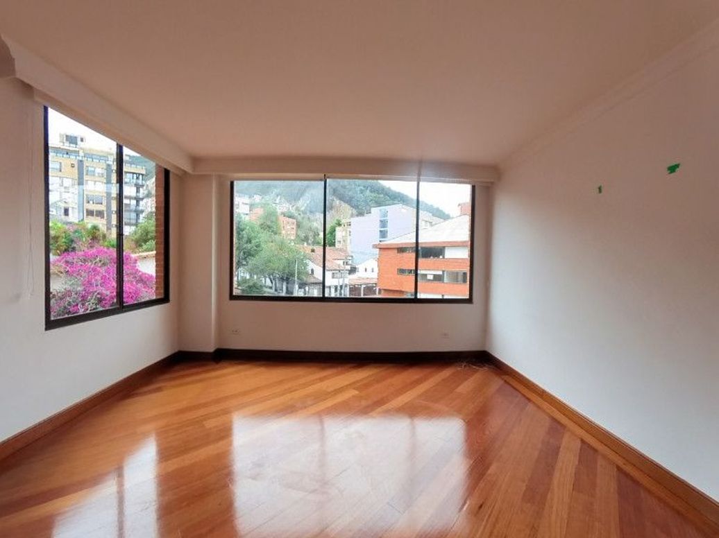 Apartamento de 3 alcobas en arriendo en Ub. Bosques, Bogotá, 110 m² · foto 4 de 20
