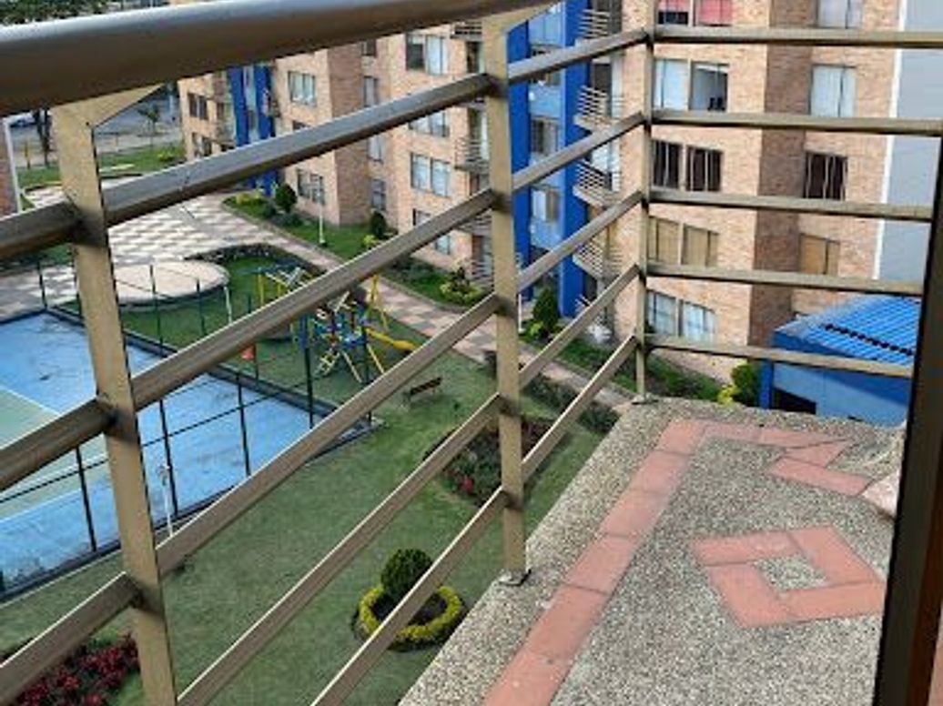 Apartamento de 3 alcobas en arriendo en Ciudad Salitre Suroriental, Bogotá, 57 m² · foto 6 de 19