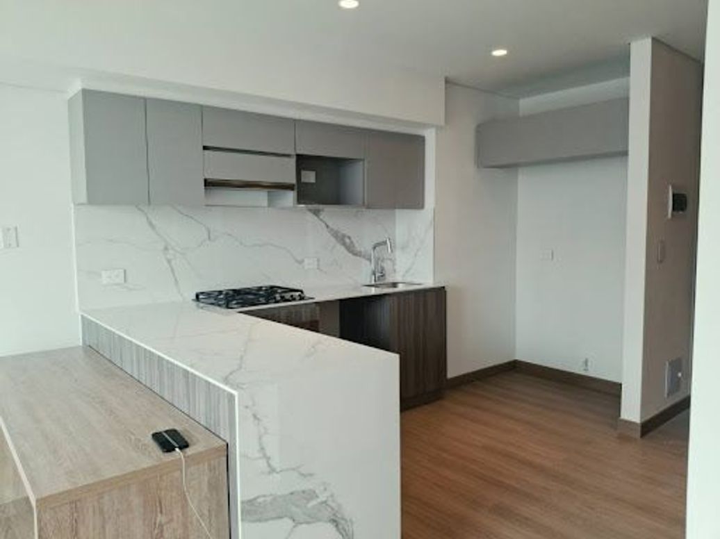 Apartamento de 1 alcoba en arriendo en La Salle, Bogotá, 55 m² · foto 3 de 13