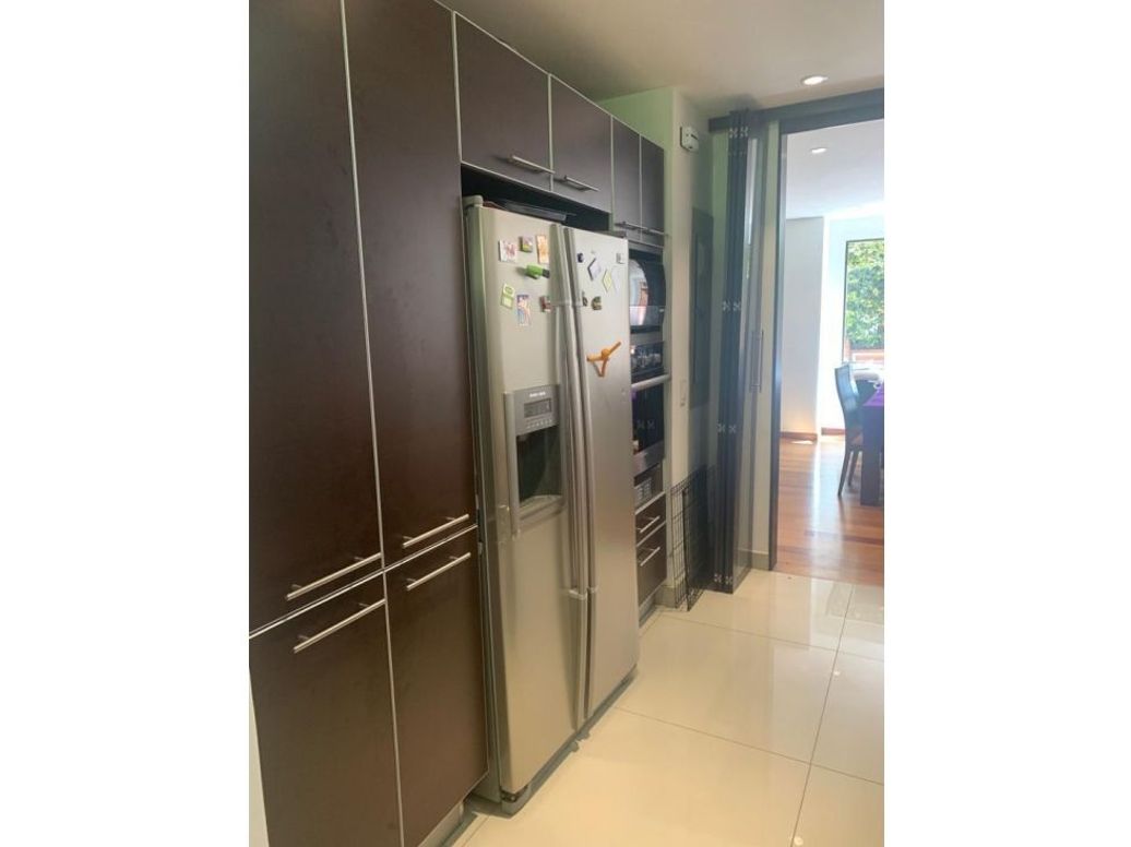 Apartamento de 3 alcobas en venta en Santa Barbara Alta, Bogotá, 216 m² · foto 12 de 12