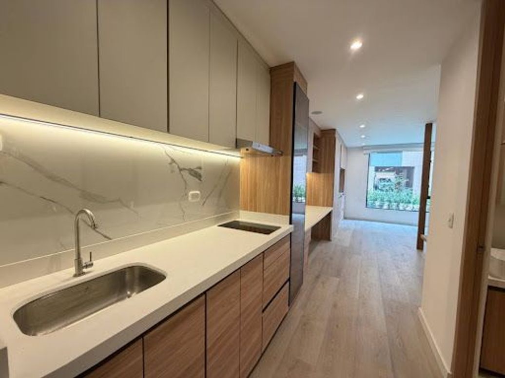 Apartaestudio en arriendo en Los Monjes, Bogotá, 29 m² · foto 8 de 20