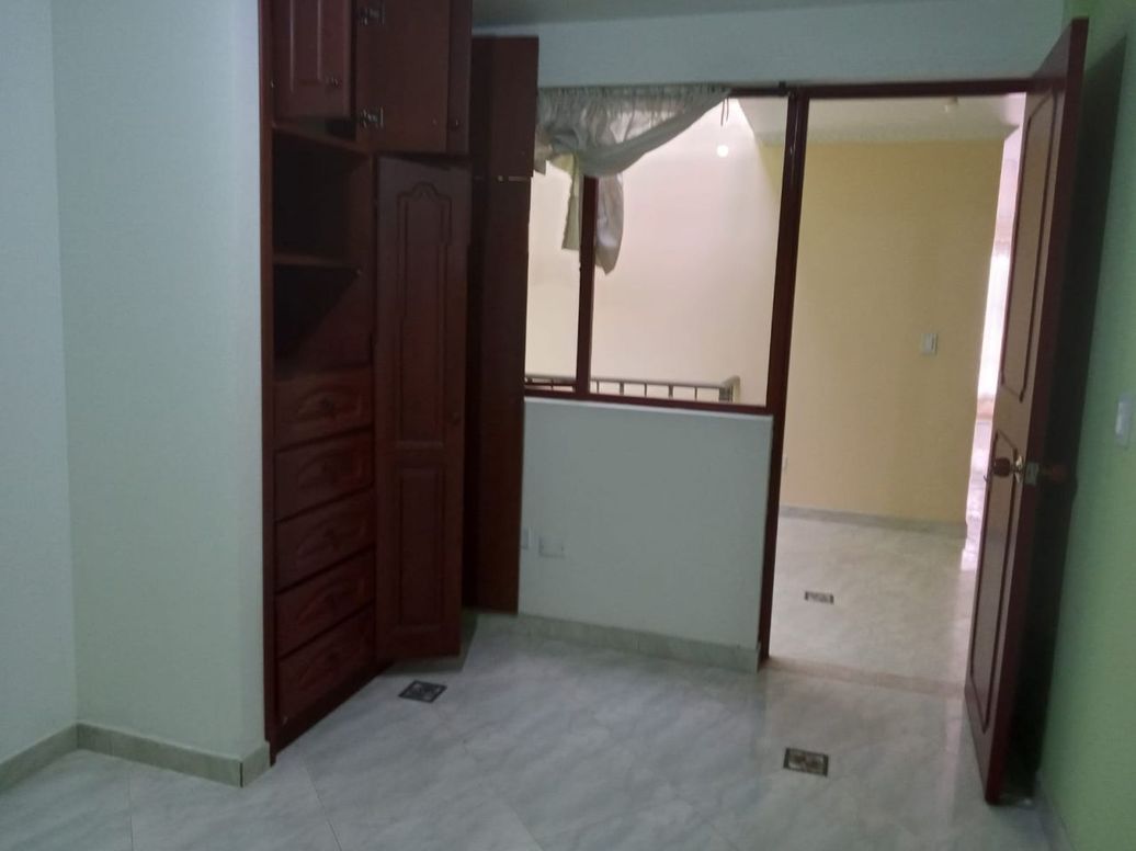 Casa de 5 alcobas en arriendo en Valladolid, Bogotá, 216 m² · foto 6 de 14