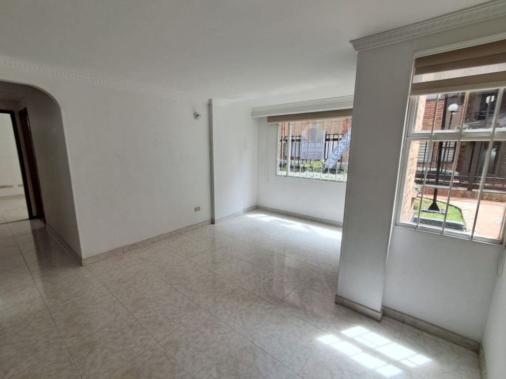 Apartamento de 3 alcobas en arriendo en Los Cedritos, Bogotá, 75 m² · foto 4 de 20