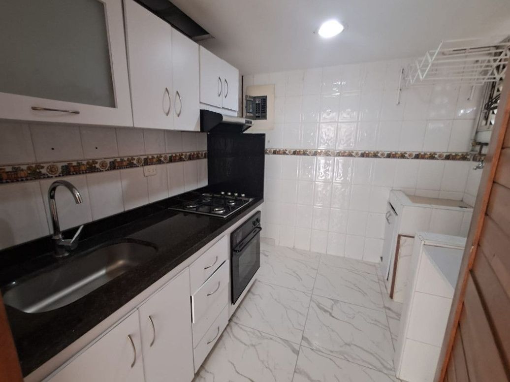 Apartamento de 3 alcobas en arriendo en Los Cedritos, Bogotá, 75 m² · foto 15 de 20