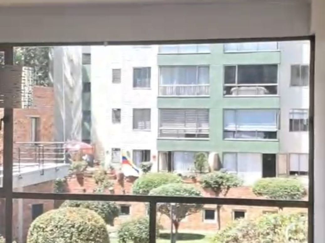 Apartamento de 3 alcobas en arriendo en La Liberia, Bogotá, 86 m² · foto 14 de 14