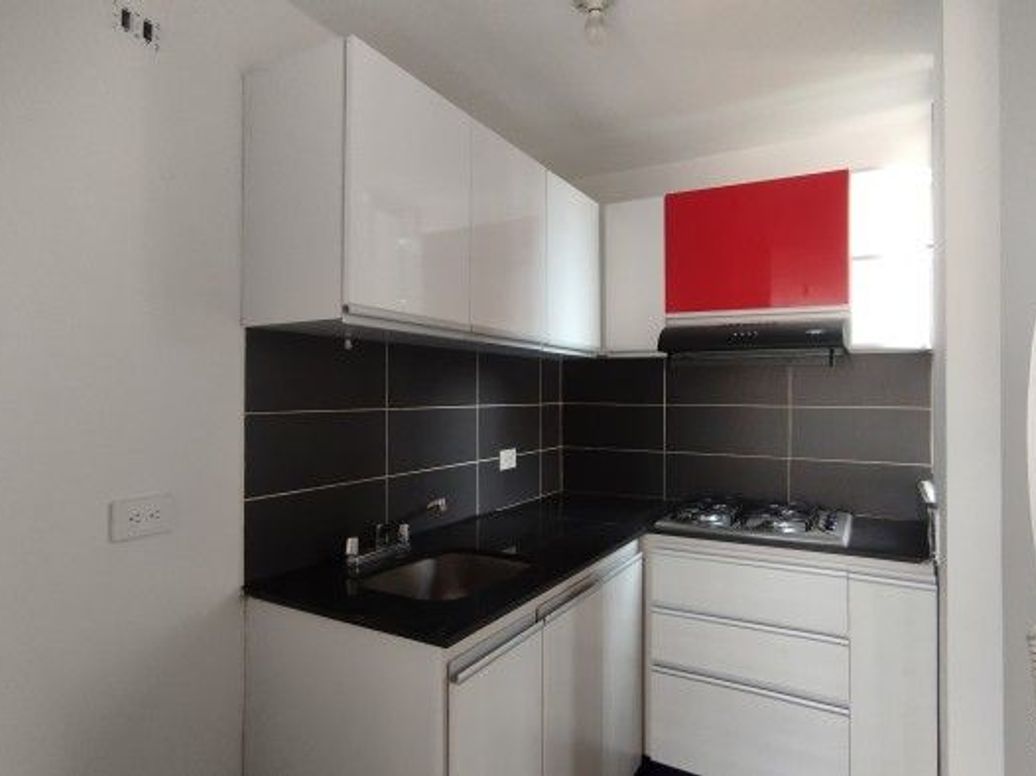 Apartamento de 3 alcobas en venta en Centro Engativa, Bogotá, 46 m² · foto 11 de 16