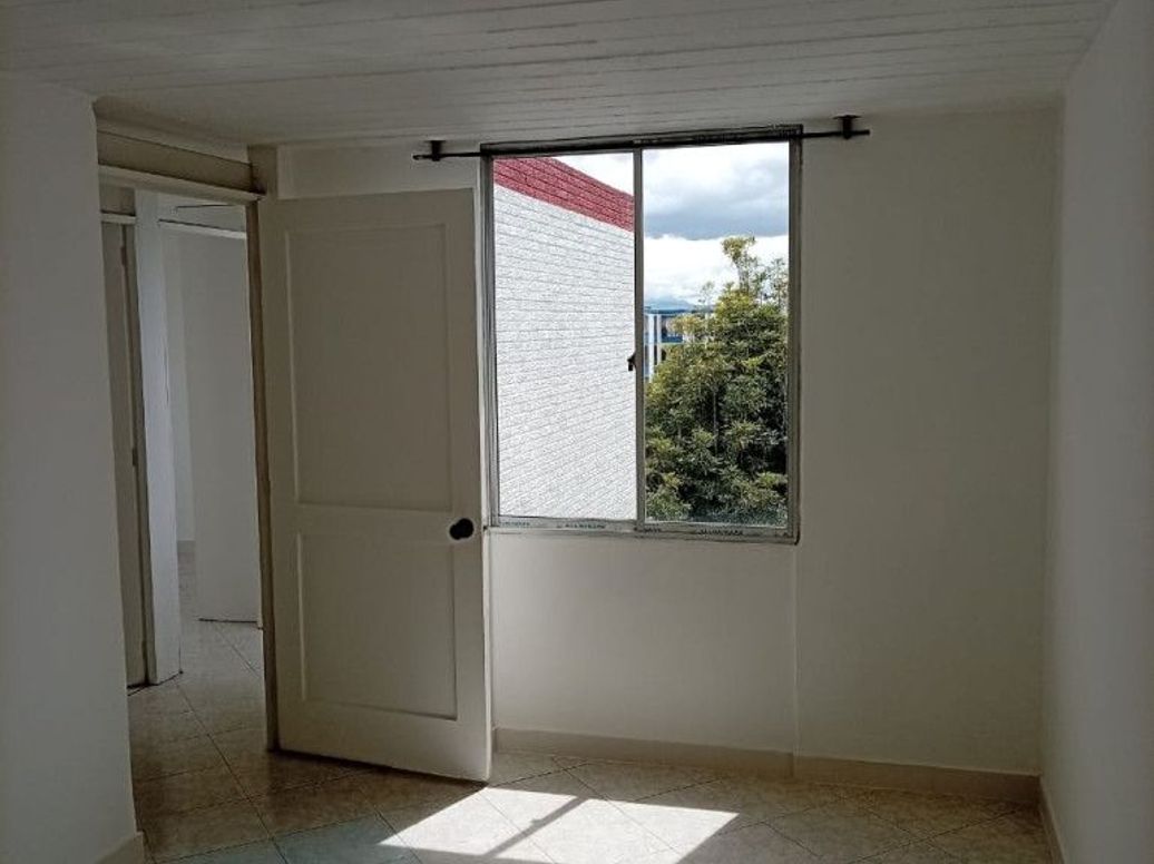 Apartamento de 4 alcobas en venta en Nueva Tibabuyes, Bogotá, 64 m² · foto 13 de 19