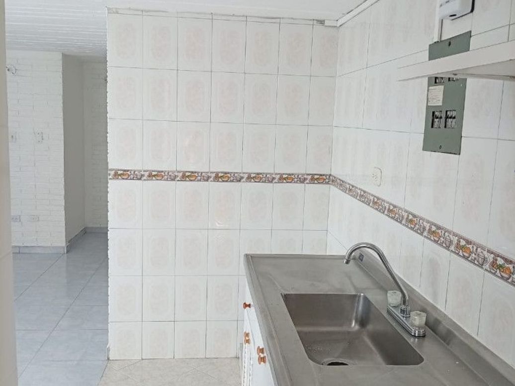 Apartamento de 4 alcobas en venta en Nueva Tibabuyes, Bogotá, 64 m² · foto 8 de 19