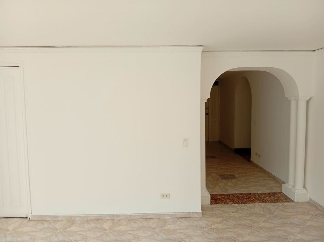 Apartamento de 3 alcobas en arriendo en Chico Norte Et. Iii, Bogotá, 123 m² · foto 6 de 20