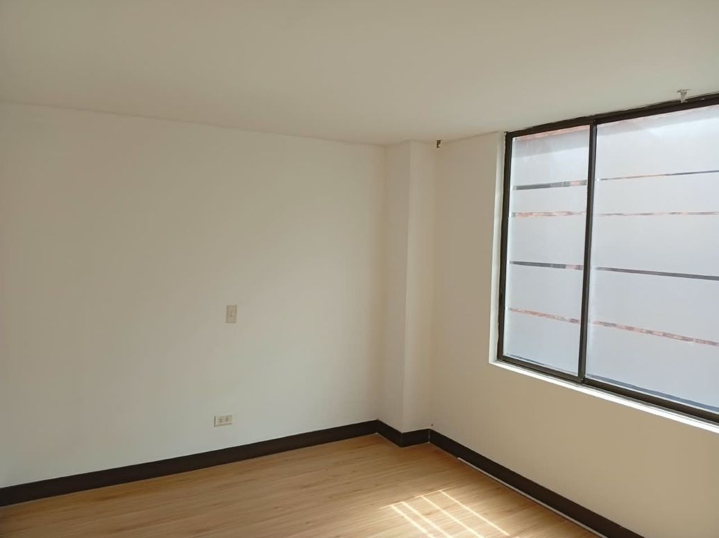 Apartamento de 3 alcobas en arriendo en Chico Norte Et. Iii, Bogotá, 123 m² · foto 11 de 20