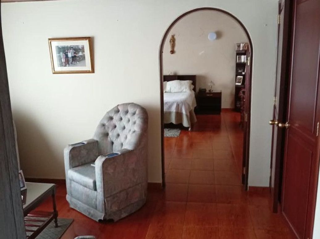 Casa de 3 alcobas en venta en Pablo Vi Norte, Bogotá, 350 m² · foto 2 de 20
