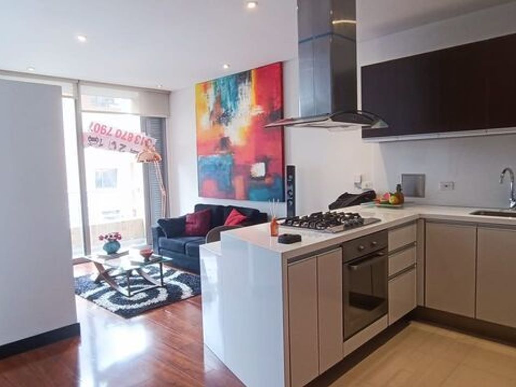 Apartamento de 1 alcoba en arriendo en Chico Norte Et. Iii, Bogotá, 53 m² · foto 5 de 13