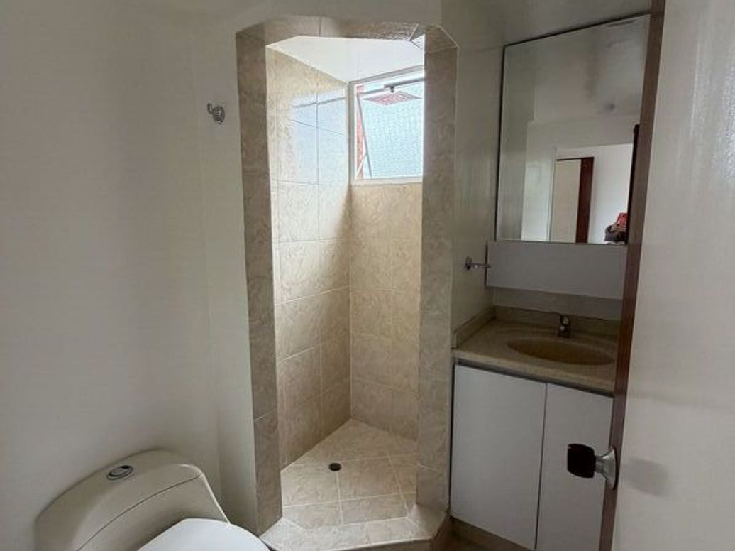 Apartamento de 3 alcobas en venta en Victoria Norte, Bogotá, 78 m² · foto 9 de 17