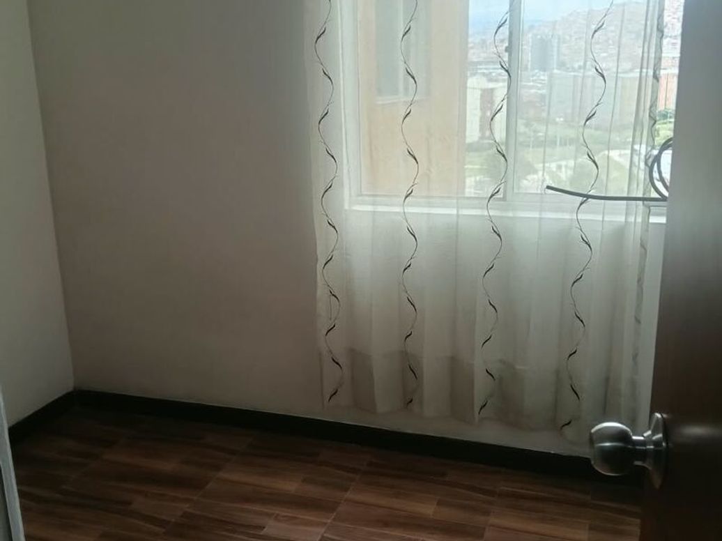 Apartamento de 3 alcobas en venta en Madelena Iii Y Iv, Bogotá, 62 m² · foto 7 de 18