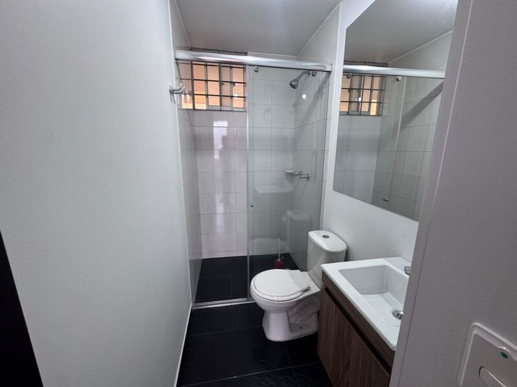Apartaestudio en venta en San Antonio Nor - Occidental, Bogotá, 40 m² · foto 6 de 8
