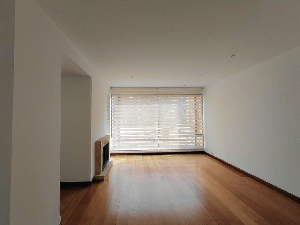 Apartamento de 3 alcobas en venta en Chico Norte Et. Iii, Bogotá, 147 m² · foto 2 de 20