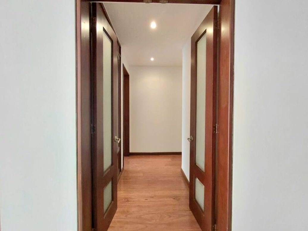 Apartamento de 3 alcobas en venta en Chico Norte Et. Iii, Bogotá, 147 m² · foto 10 de 20