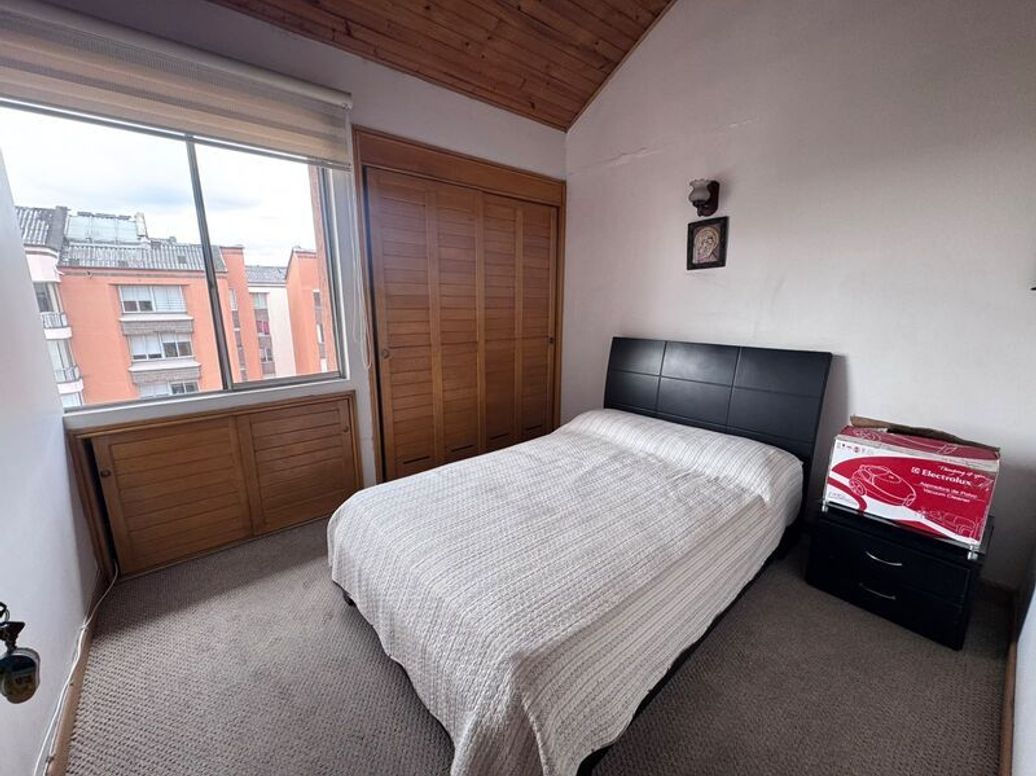 Apartamento de 4 alcobas en venta en Ciudad Salitre Occidental, Bogotá, 111 m² · foto 9 de 15