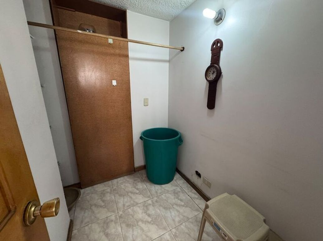 Apartamento de 4 alcobas en venta en Ciudad Salitre Occidental, Bogotá, 111 m² · foto 11 de 15