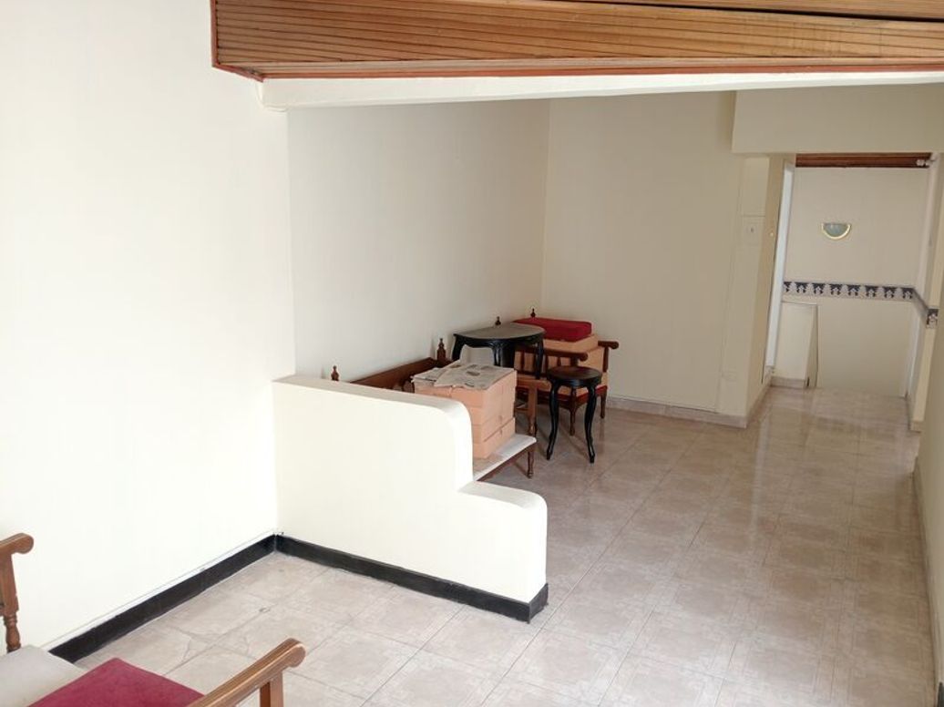 Casa de 6 alcobas en venta en El Encanto, Bogotá, 250 m² · foto 5 de 18