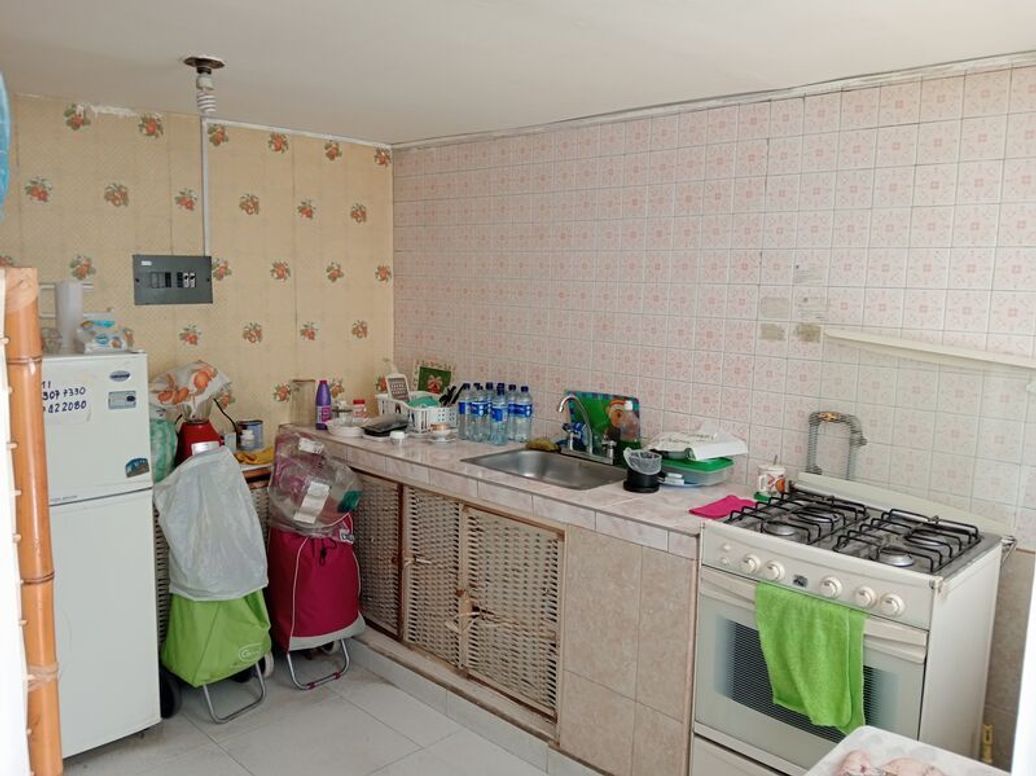 Casa de 6 alcobas en venta en El Encanto, Bogotá, 250 m² · foto 3 de 18