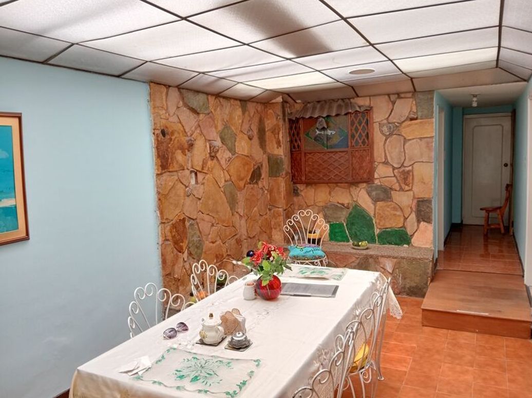 Casa de 6 alcobas en venta en El Encanto, Bogotá, 250 m² · foto 14 de 18
