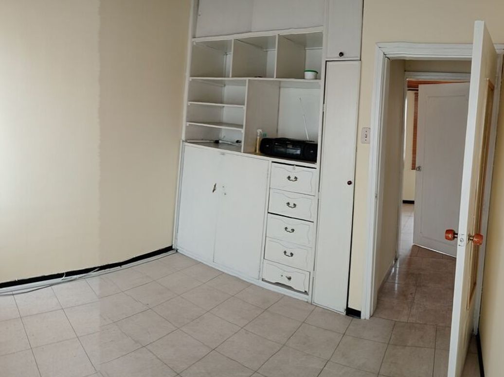 Casa de 6 alcobas en venta en El Encanto, Bogotá, 250 m² · foto 16 de 18