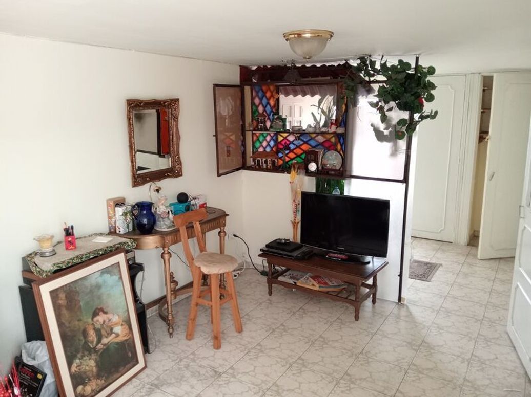 Casa de 6 alcobas en venta en El Encanto, Bogotá, 250 m² · foto 9 de 18