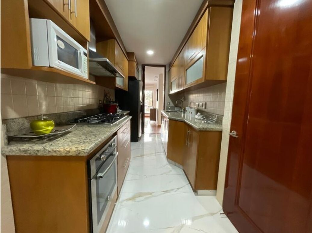 Apartamento de 3 alcobas en venta en Santa Bibiana, Bogotá, 185 m² · foto 4 de 20