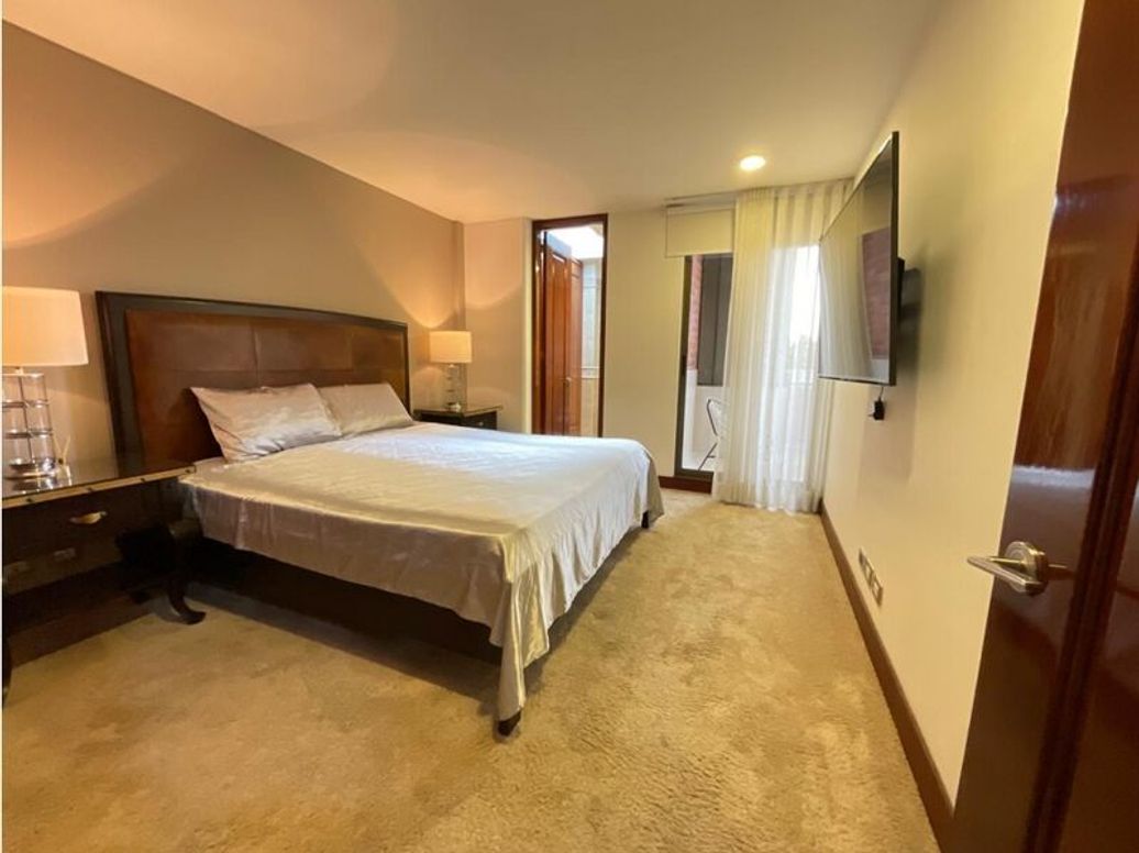 Apartamento de 3 alcobas en venta en Santa Bibiana, Bogotá, 185 m² · foto 6 de 20