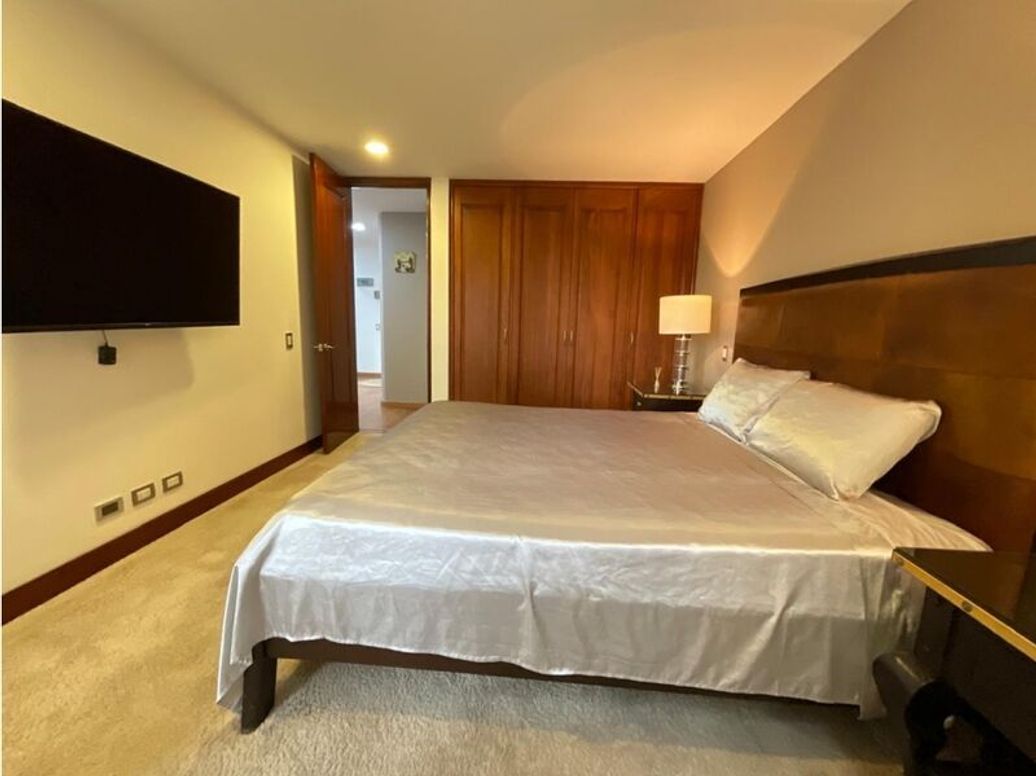 Apartamento de 3 alcobas en venta en Santa Bibiana, Bogotá, 185 m² · foto 7 de 20