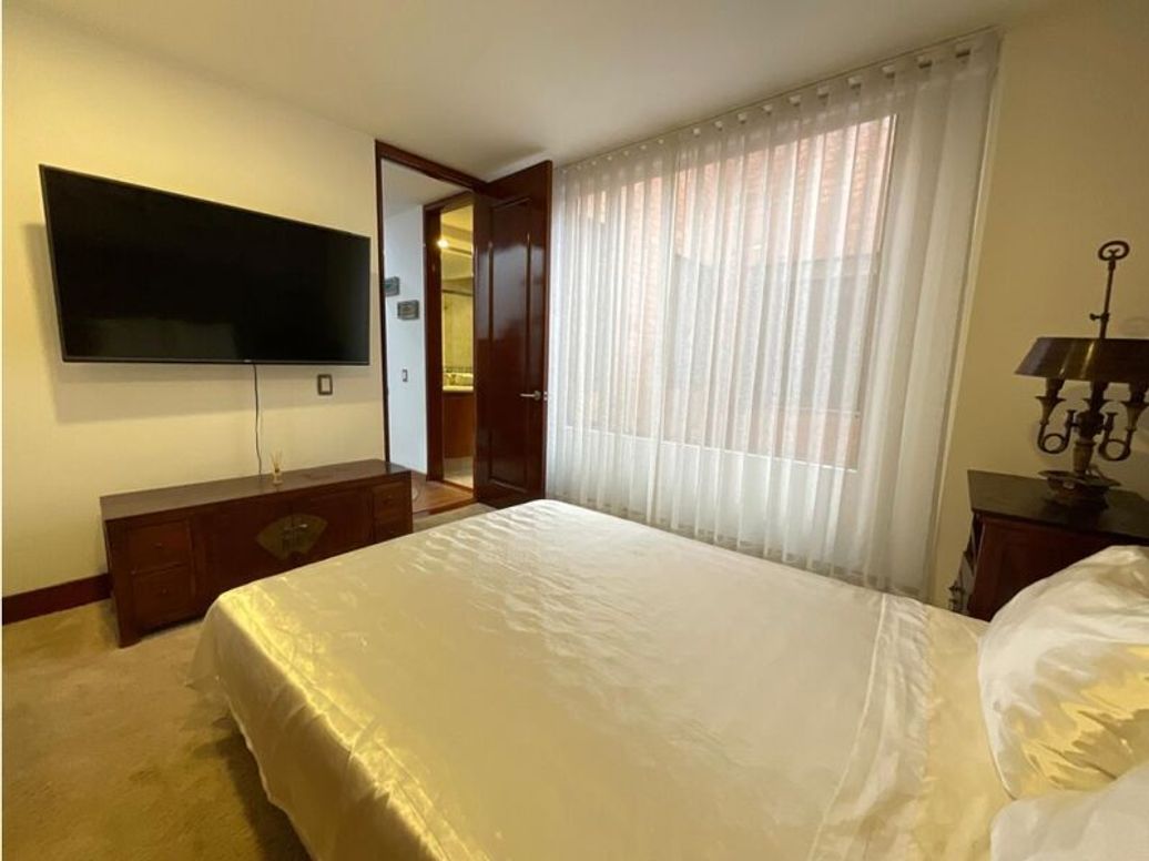 Apartamento de 3 alcobas en venta en Santa Bibiana, Bogotá, 185 m² · foto 9 de 20