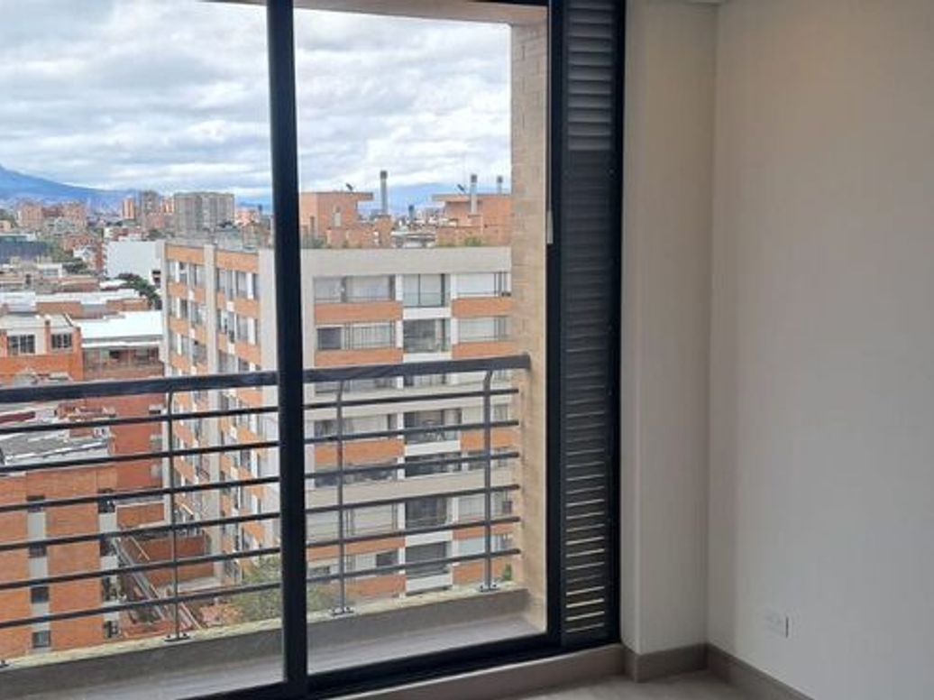 Apartamento de 1 alcoba en venta en Los Cedritos, Bogotá, 52 m² · foto 4 de 20