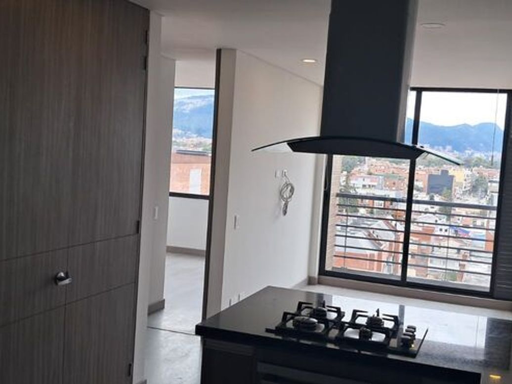 Apartamento de 1 alcoba en venta en Los Cedritos, Bogotá, 52 m² · foto 8 de 20