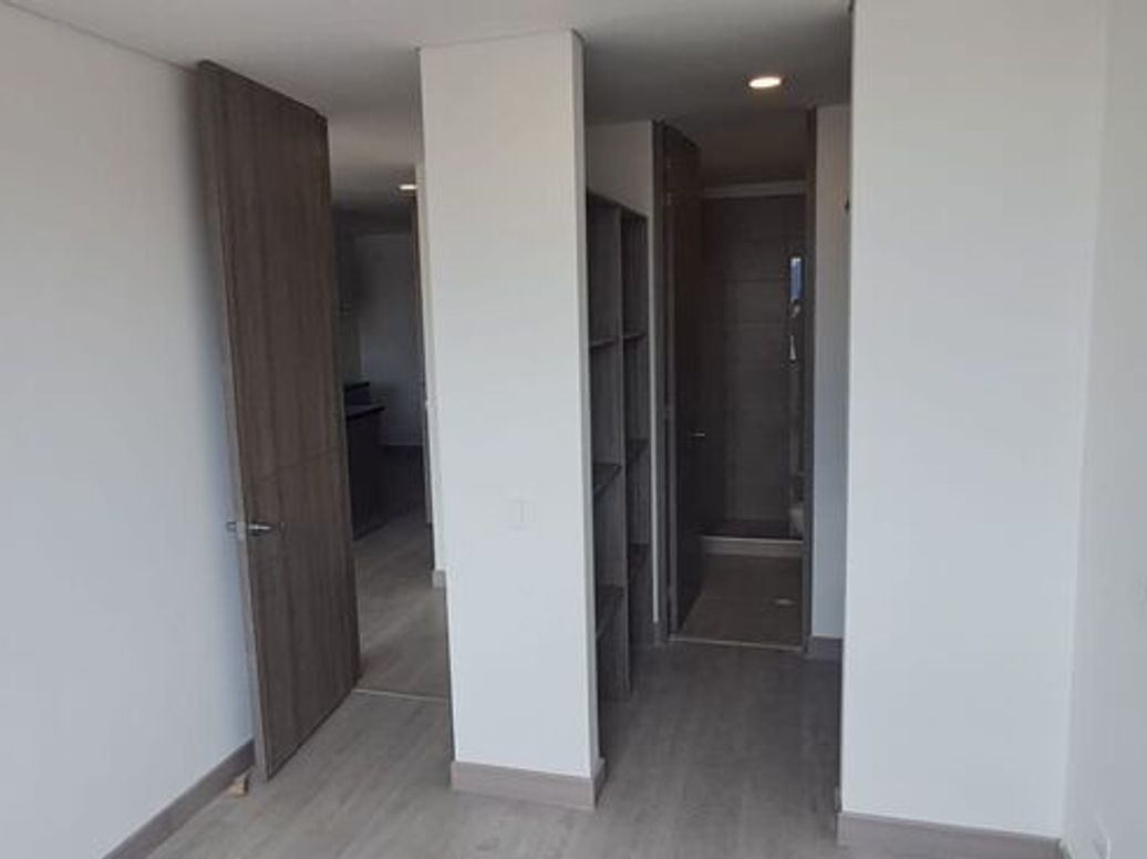 Apartamento de 1 alcoba en venta en Los Cedritos, Bogotá, 52 m² · foto 9 de 20