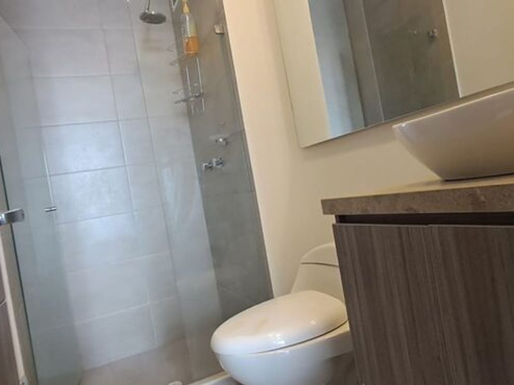 Apartamento de 1 alcoba en venta en Los Cedritos, Bogotá, 52 m² · foto 12 de 20