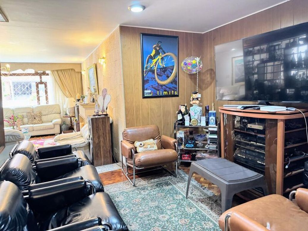 Casa de 5 alcobas en venta en San Patricio, Bogotá, 445 m² · foto 2 de 20